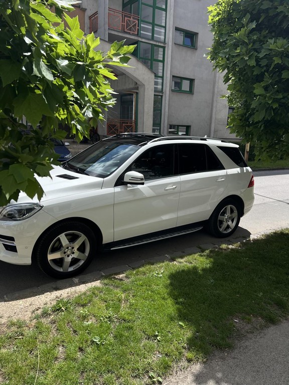 Mercedes ML AMG PACKET 350 BLUETEC 4MATIC