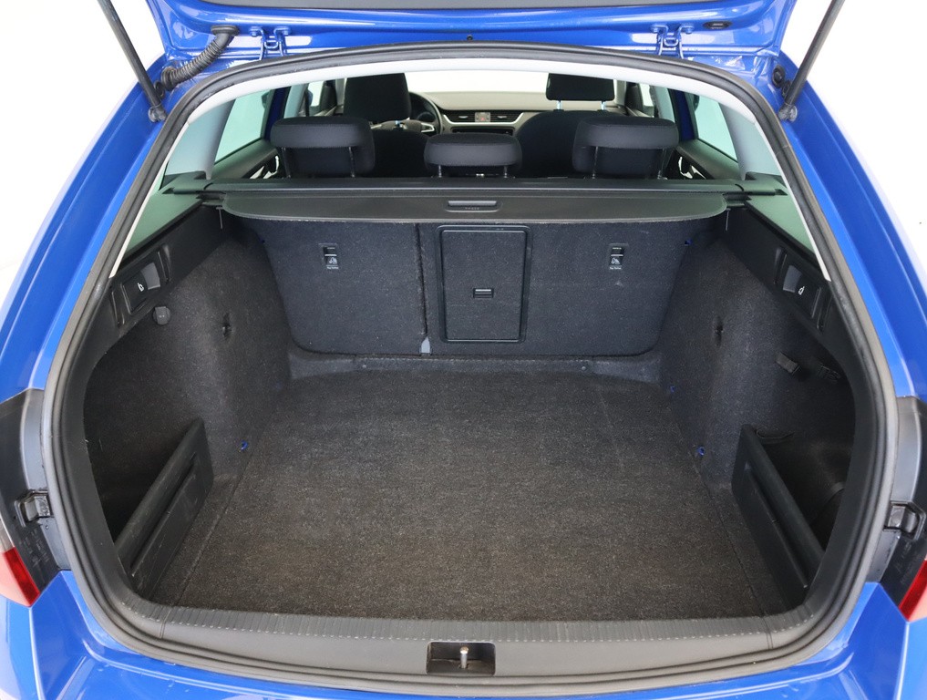 Skoda Octavia Style 2.0 TDI Automat, Navigácia, Tempomat