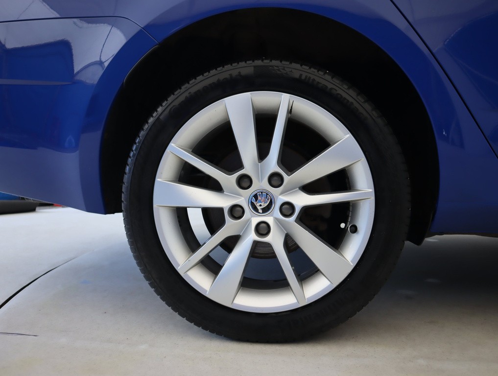 Skoda Octavia Style 2.0 TDI Automat, Navigácia, Tempomat