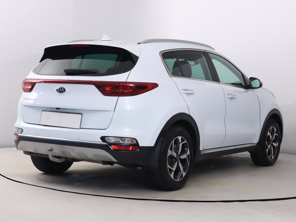 Kia Sportage Silver 1.6 CRDi Automat, Serv.kniha, Navigácia