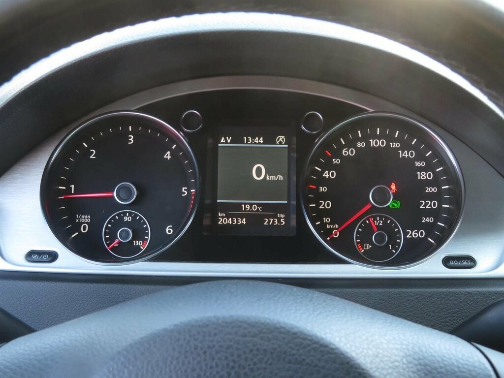 VW Passat Comfortline 2.0 TDI Automat, Koža, Navigácia, Xenóny