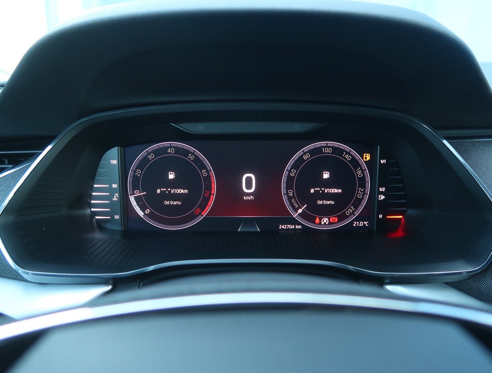 Skoda Octavia Style 1.5 TSI Navigácia, Tempomat, Park. senzory