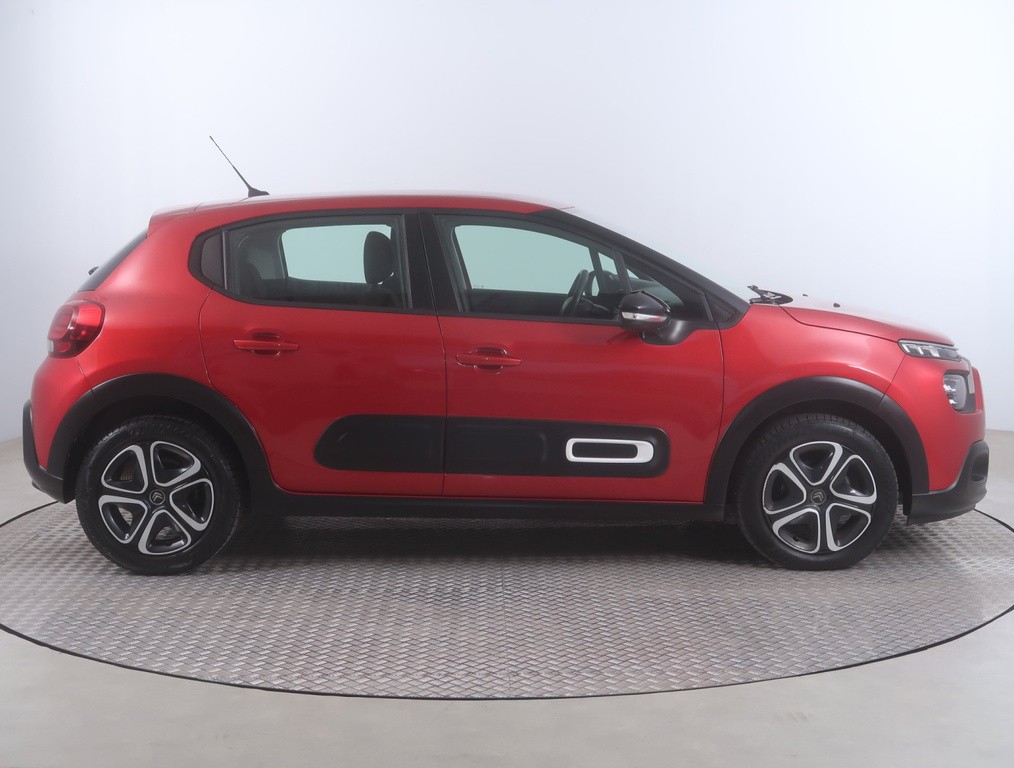 Citroen C3 1.2 PureTech Serv.kniha, Tempomat, Park. senzory
