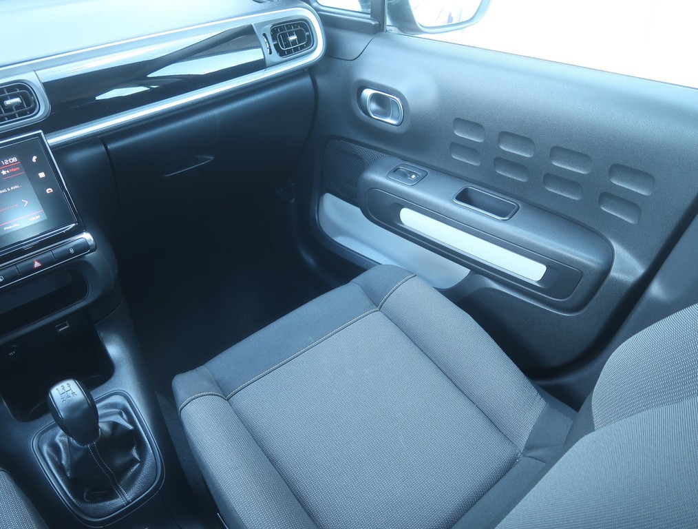 Citroen C3 1.2 PureTech Serv.kniha, Tempomat, Park. senzory
