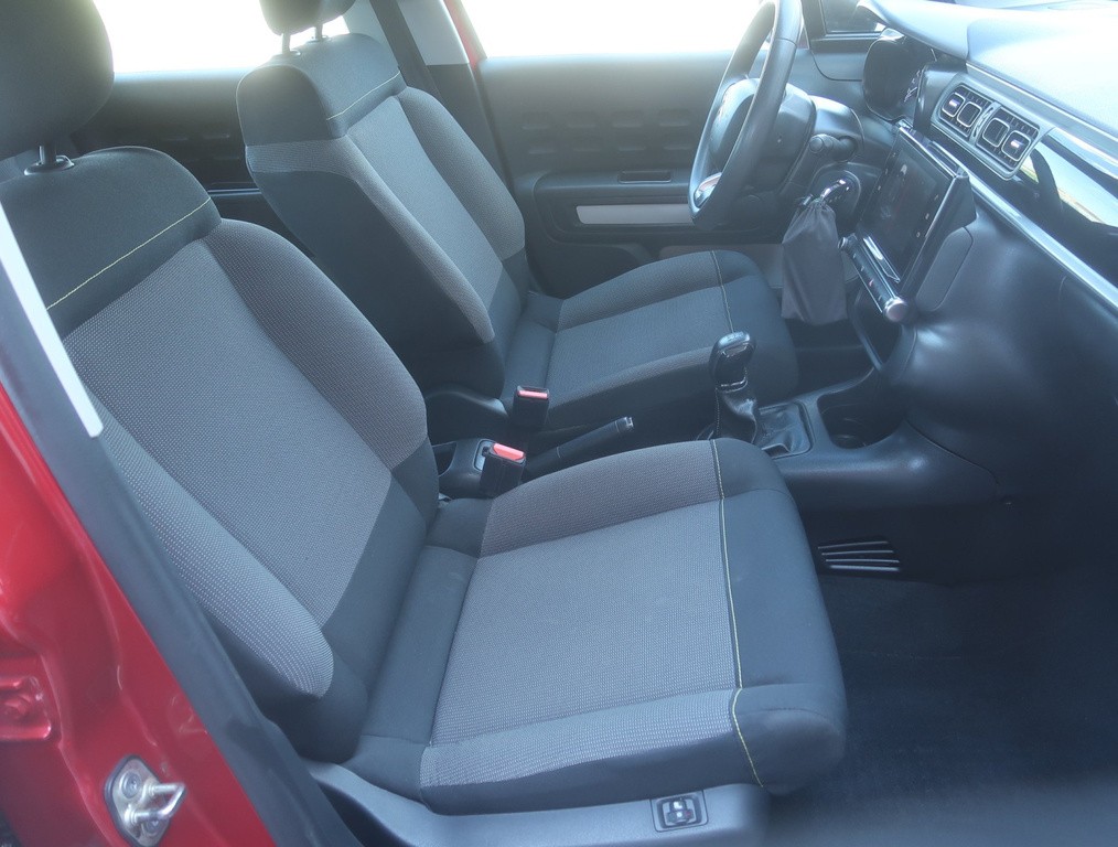 Citroen C3 1.2 PureTech Serv.kniha, Tempomat, Park. senzory