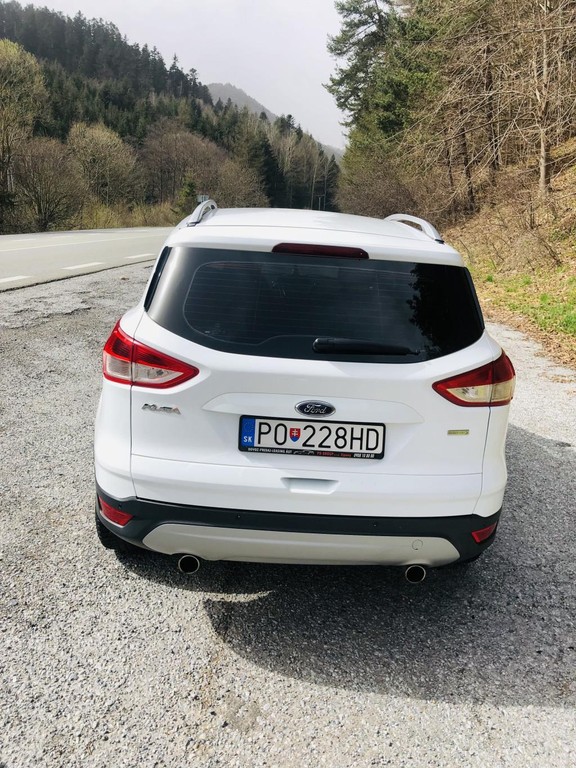 Ford Kuga SUV 110kw Manuál