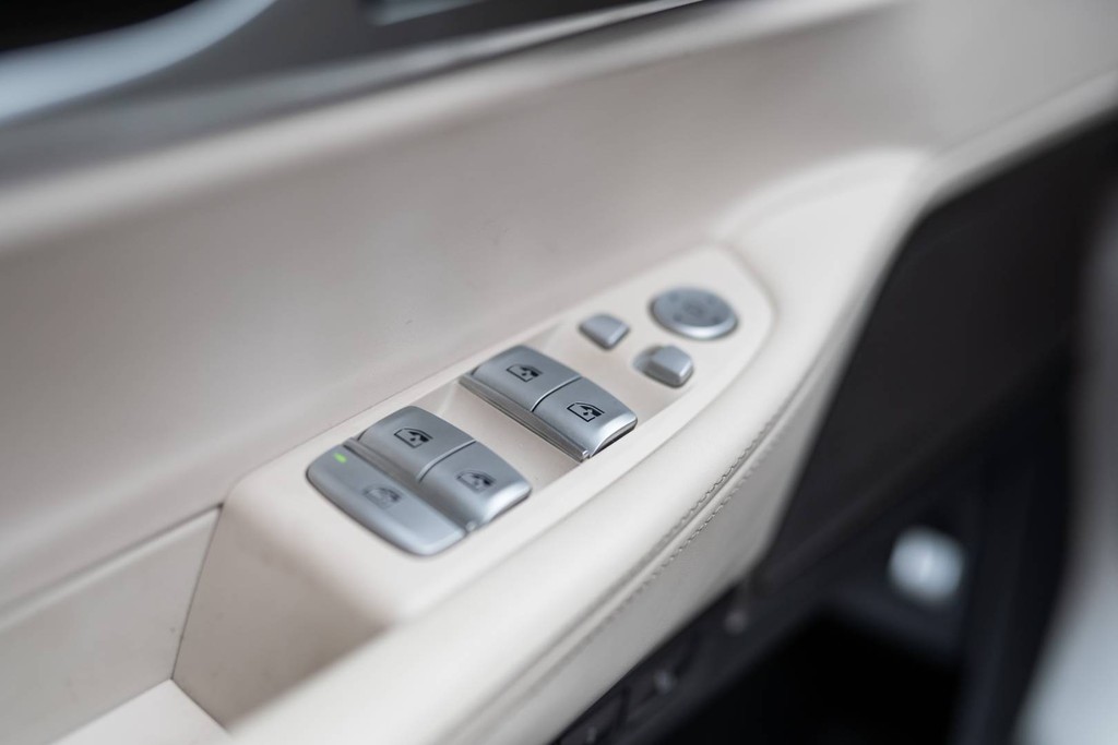 BMW Rad 7 750d xDrive A/T