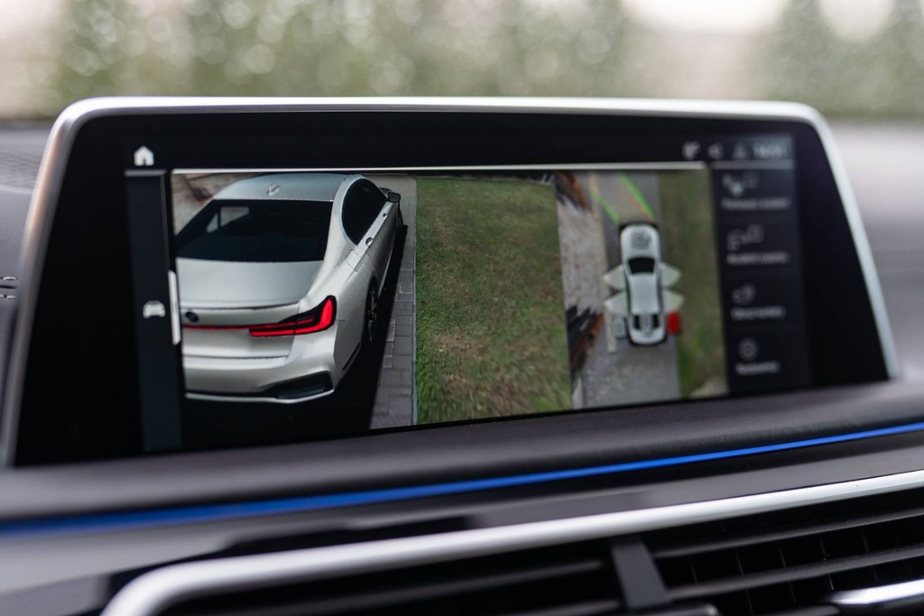 BMW Rad 7 750d xDrive A/T
