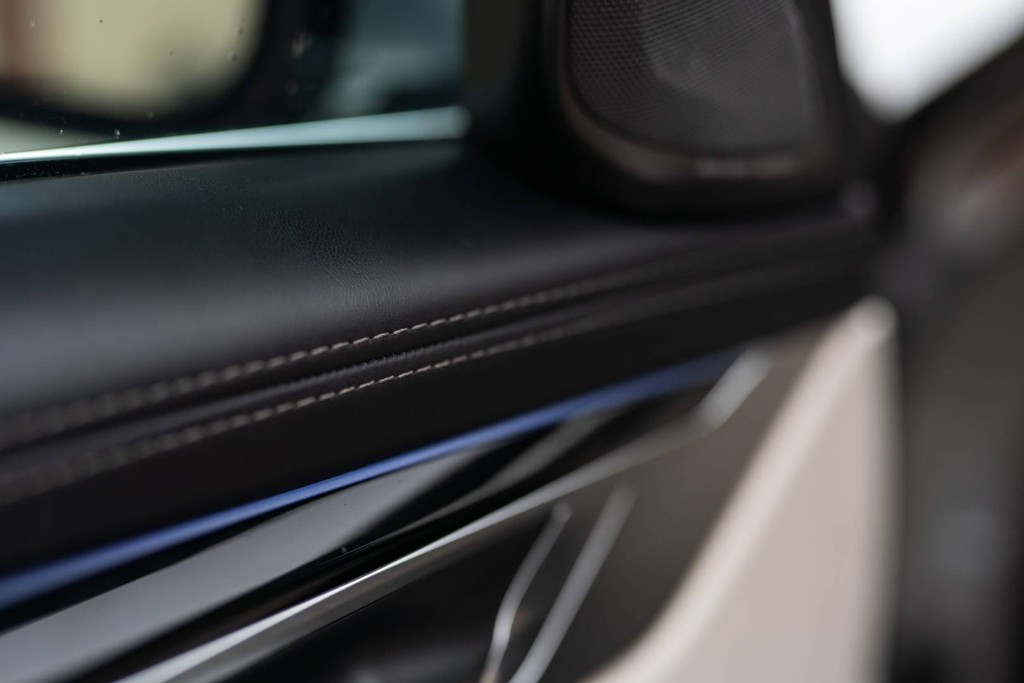 BMW Rad 7 750d xDrive A/T