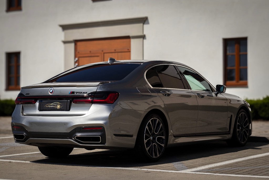 BMW Rad 7 750d xDrive A/T