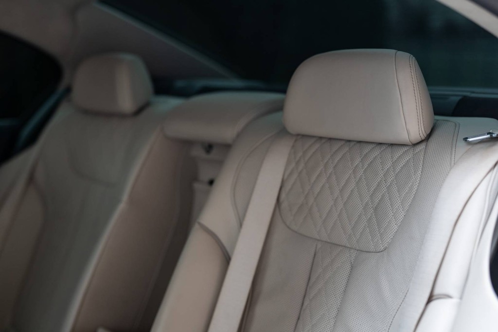 BMW Rad 7 750d xDrive A/T
