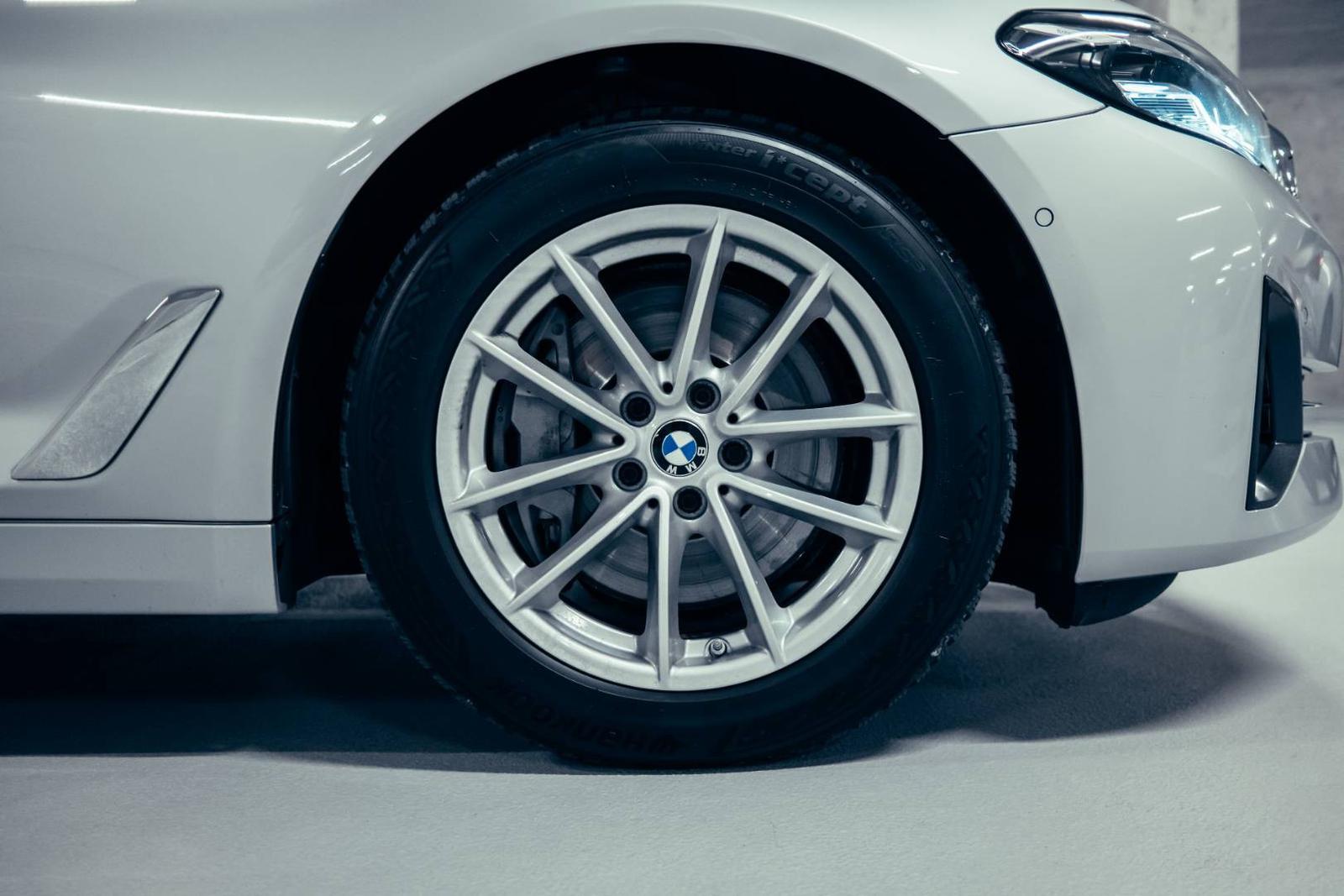 BMW Rad 5 Touring 530d mHEV xDrive A/T