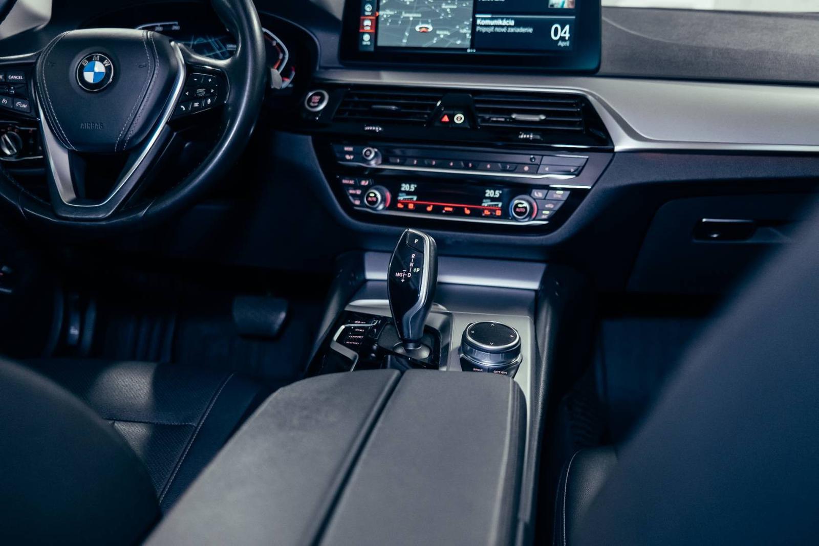BMW Rad 5 Touring 530d mHEV xDrive A/T