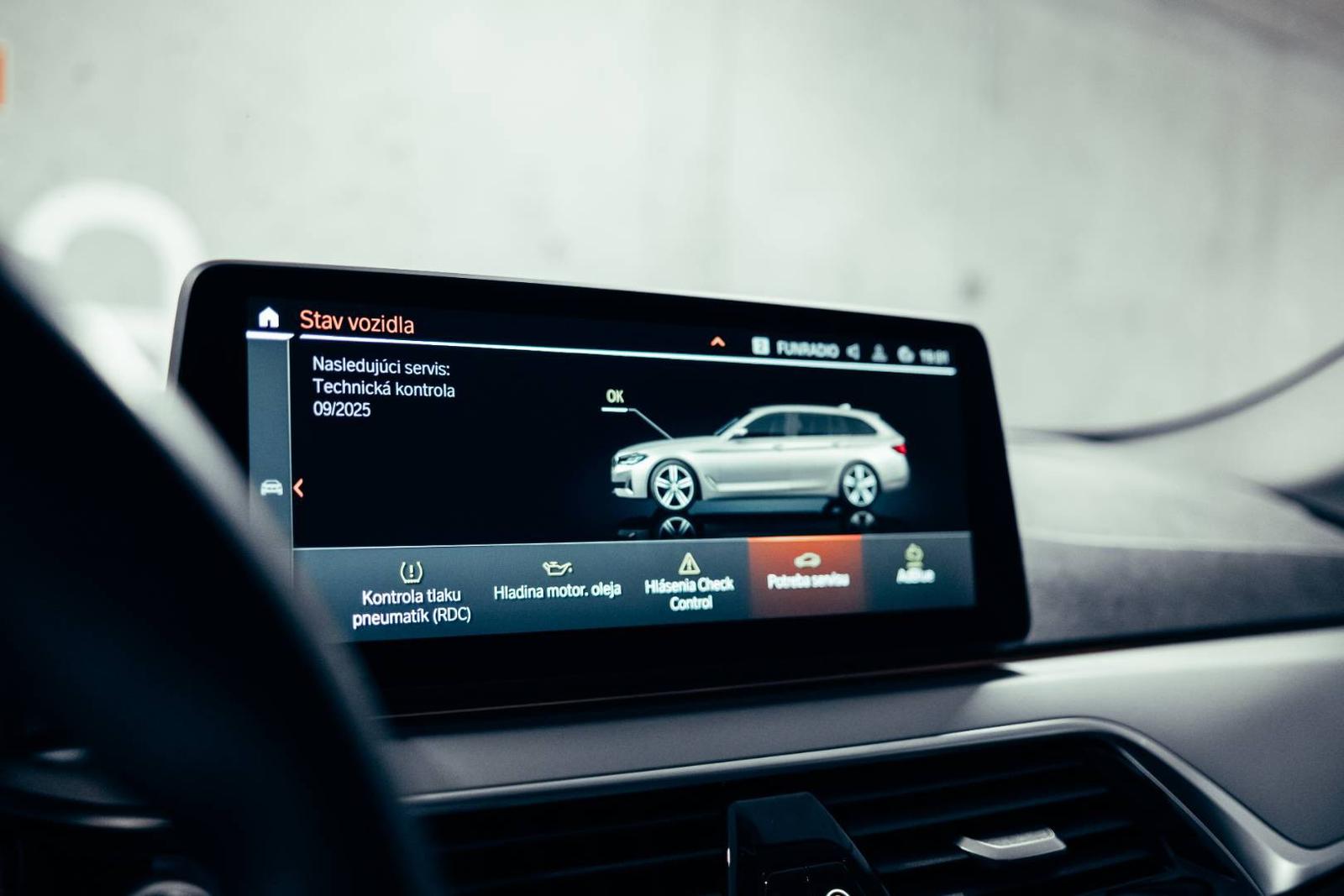 BMW Rad 5 Touring 530d mHEV xDrive A/T