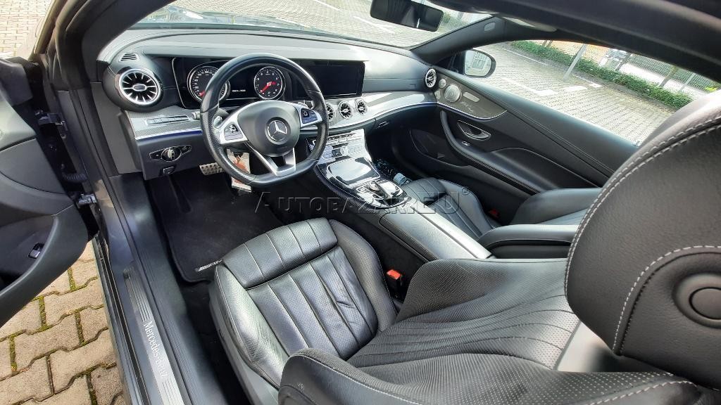 Mercedes E trieda Coupé 400 4matic . 9g. AMG Line. Panor. LED