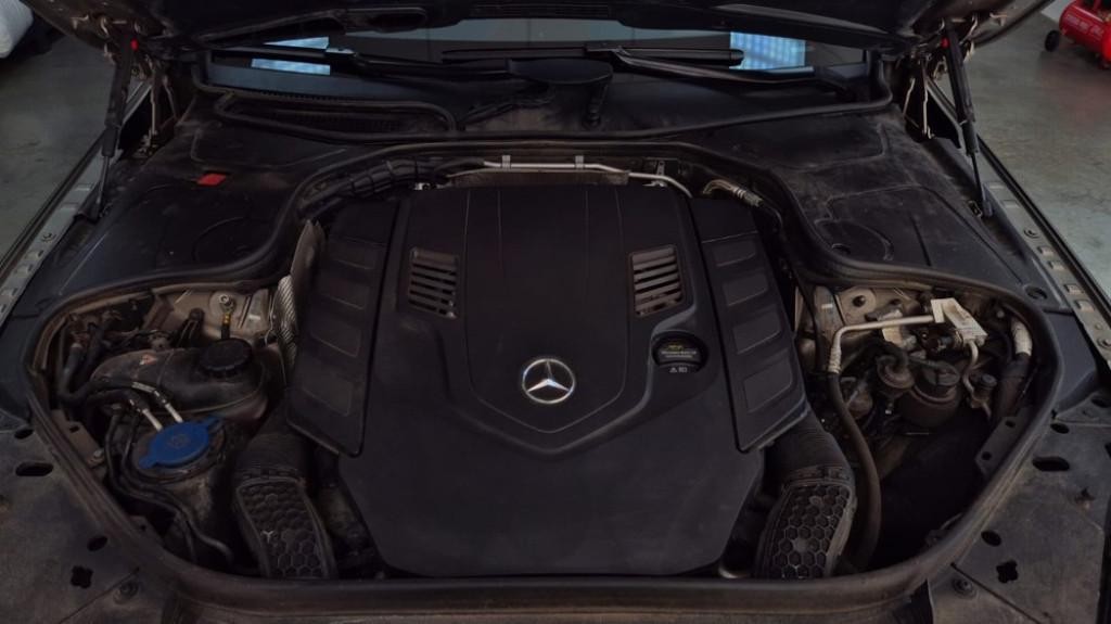 Mercedes S trieda Mercedes-Maybach S 560 4MATIC A/T