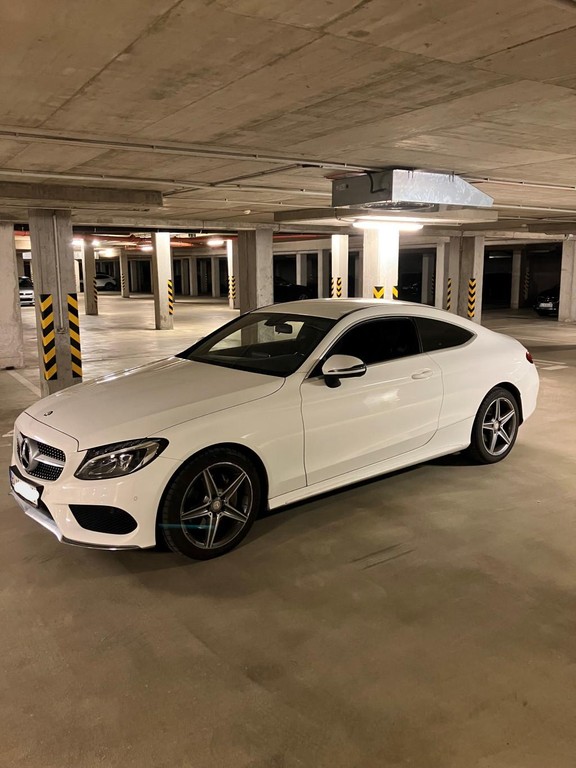 Mercedes C trieda Kupé 180 AMG Line A/T