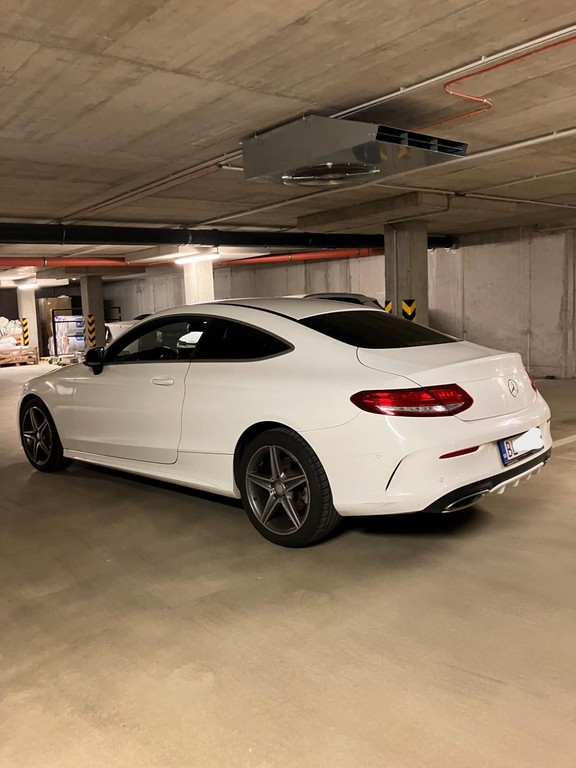 Mercedes C trieda Kupé 180 AMG Line A/T