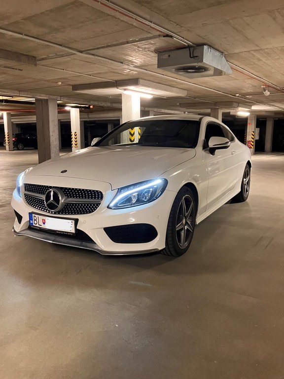 Mercedes C trieda Kupé 180 AMG Line A/T