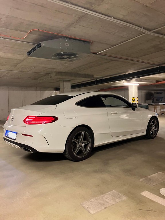 Mercedes C trieda Kupé 180 AMG Line A/T
