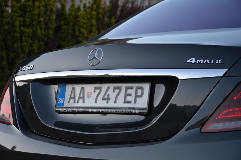 Mercedes S trieda 560 4MATIC A/T. SR. voz. 1. majietľ.