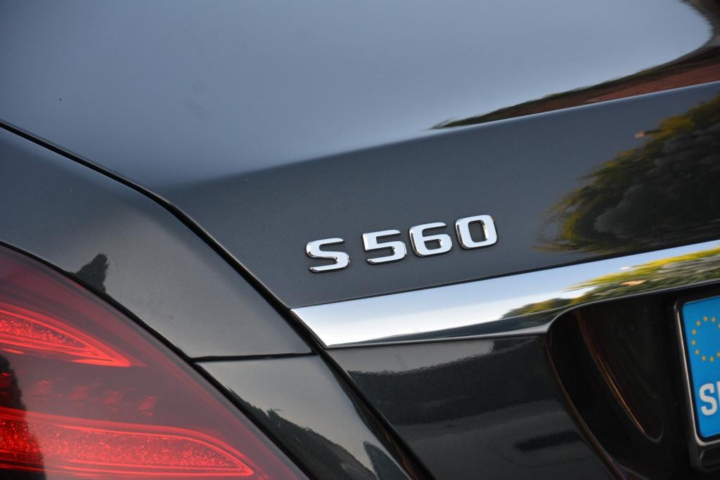 Mercedes S trieda 560 4MATIC A/T. SR. voz. 1. majietľ.
