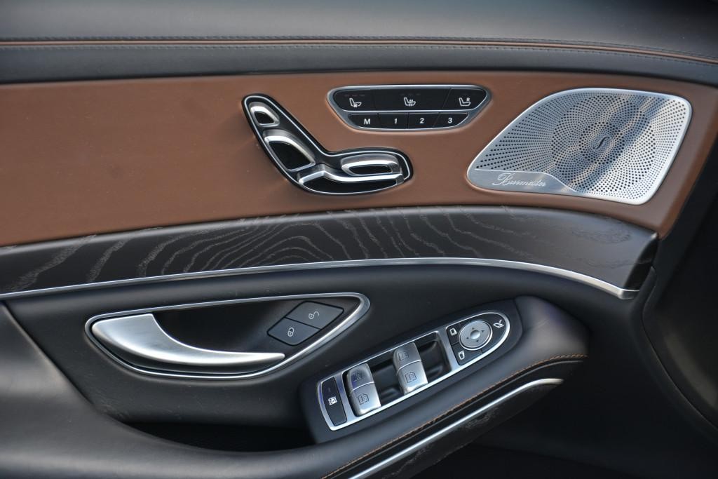 Mercedes S trieda 560 4MATIC A/T. SR. voz. 1. majietľ.