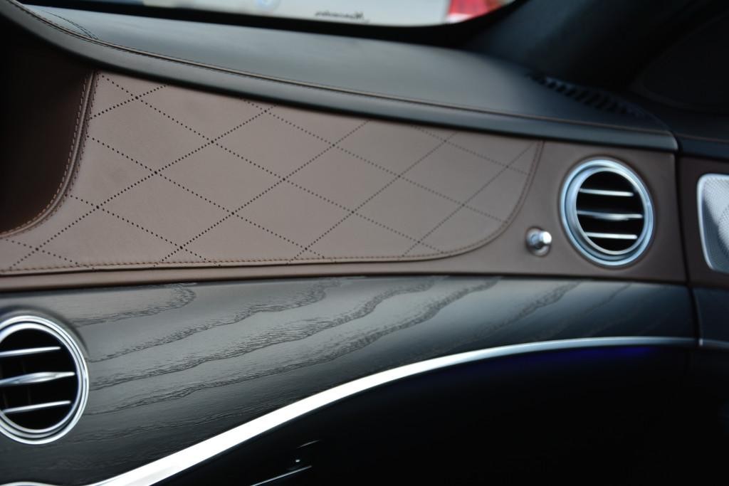 Mercedes S trieda 560 4MATIC A/T. SR. voz. 1. majietľ.
