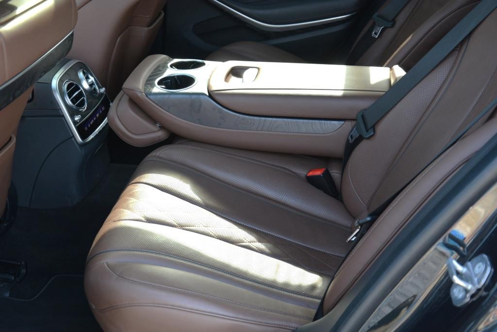 Mercedes S trieda 560 4MATIC A/T. SR. voz. 1. majietľ.