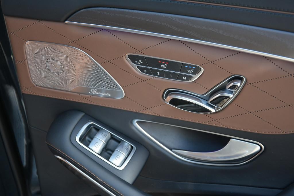 Mercedes S trieda 560 4MATIC A/T. SR. voz. 1. majietľ.