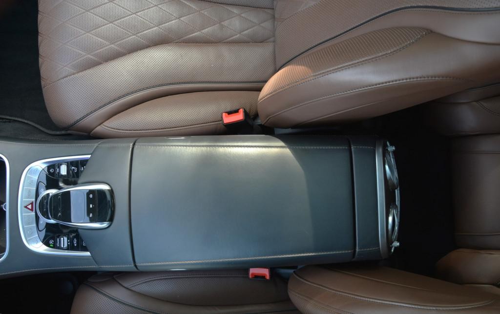 Mercedes S trieda 560 4MATIC A/T. SR. voz. 1. majietľ.