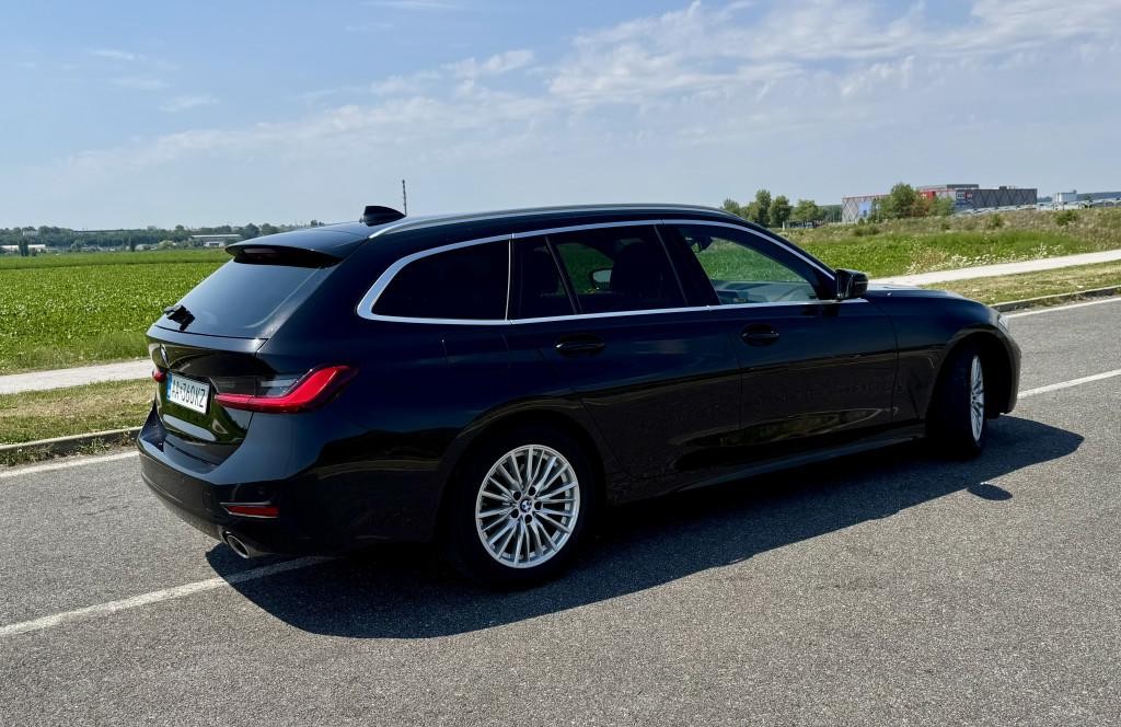 BMW rad 3 Touring 320d mHEV Touring xDrive A/T