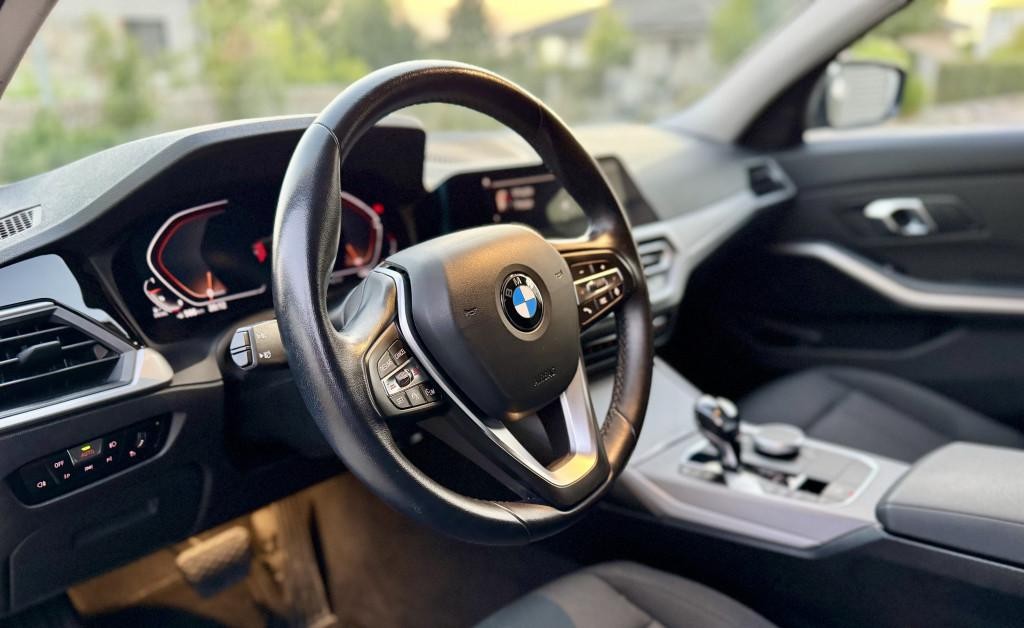 BMW rad 3 Touring 320d mHEV Touring xDrive A/T