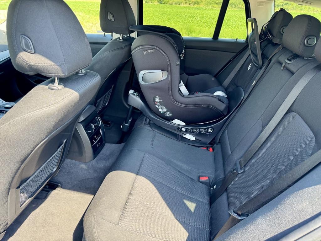 BMW rad 3 Touring 320d mHEV Touring xDrive A/T