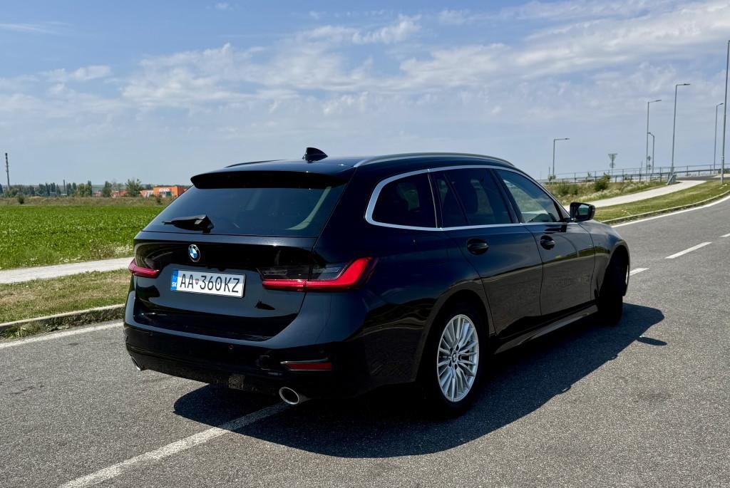 BMW rad 3 Touring 320d mHEV Touring xDrive A/T