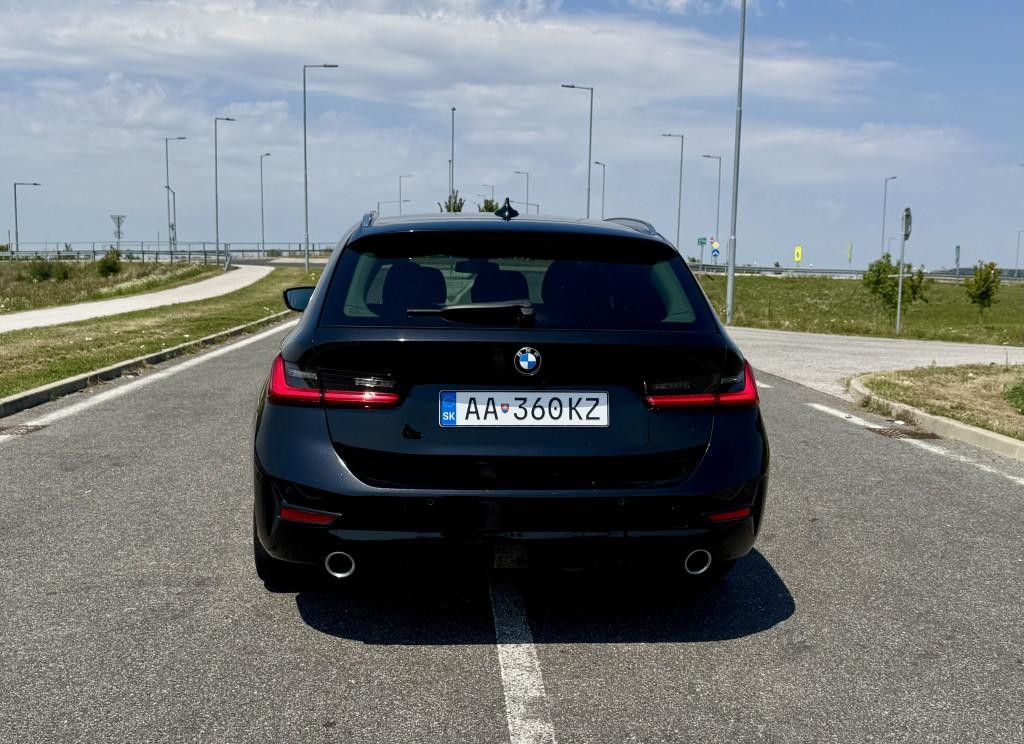 BMW rad 3 Touring 320d mHEV Touring xDrive A/T
