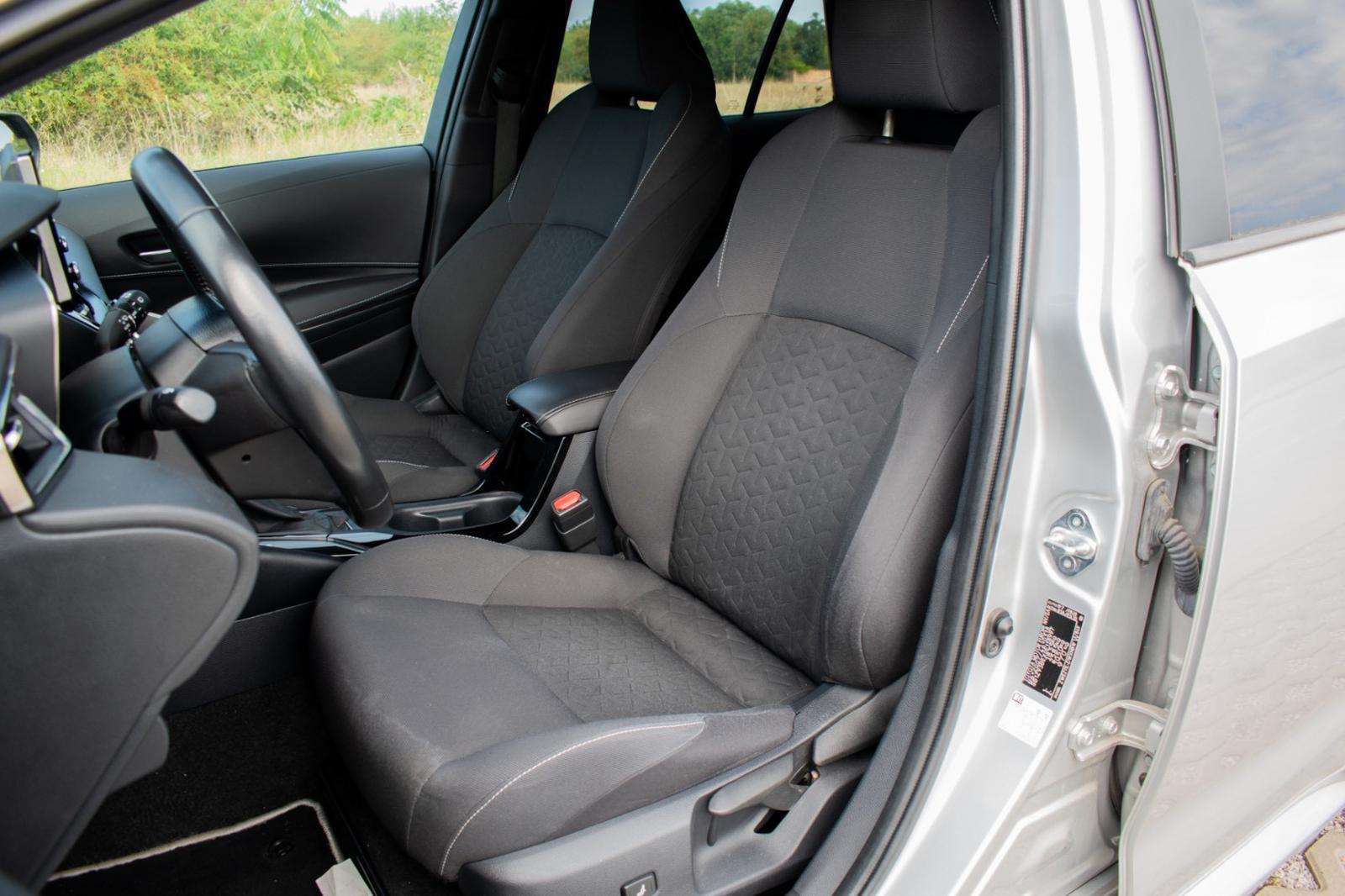 Toyota Corolla Combi TS 1.8 Hybrid e-CVT Comfort Tech Style Best Edition