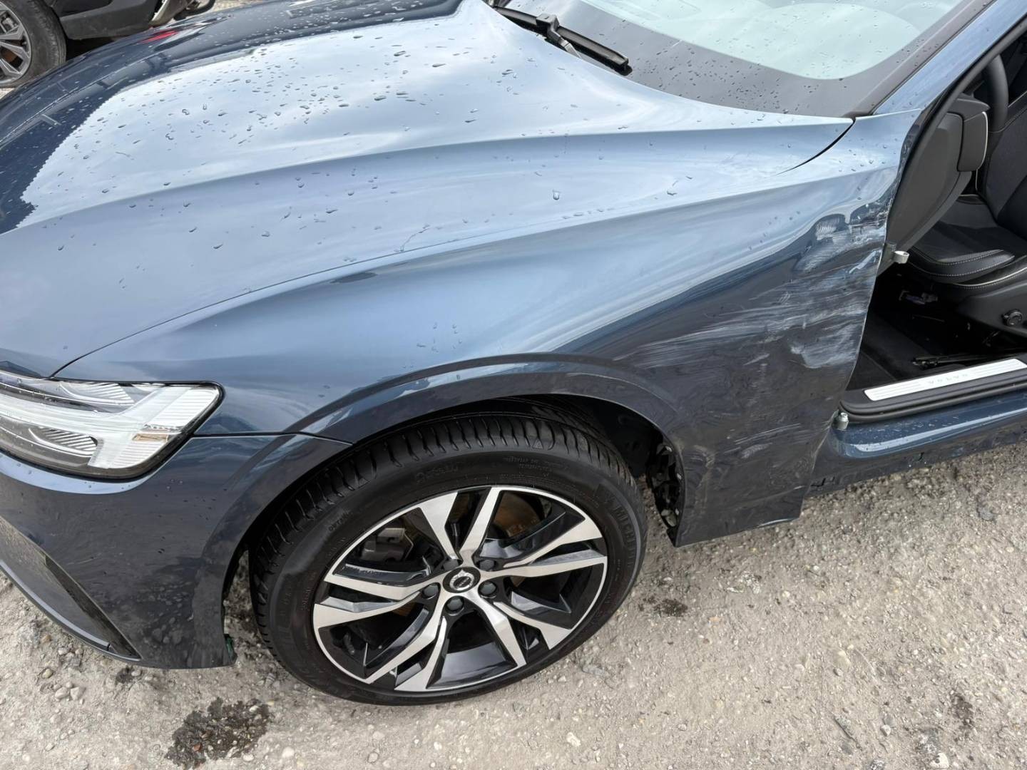 Volvo V60 B4 Plus Bright A/T