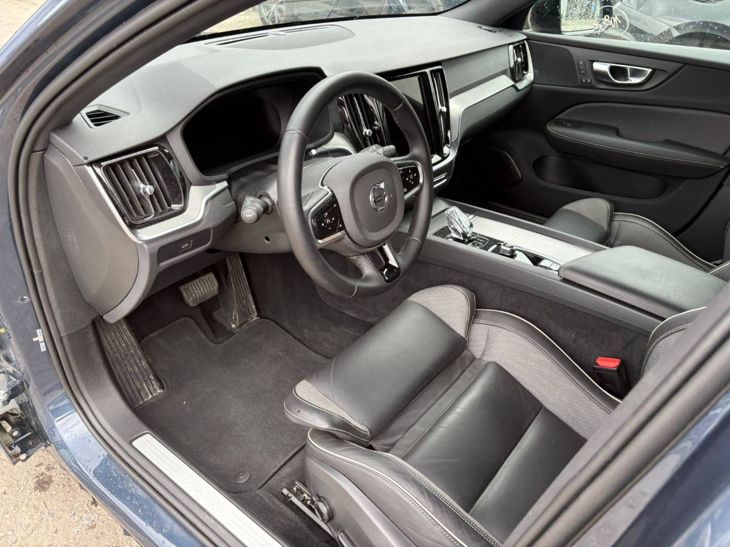 Volvo V60 B4 Plus Bright A/T