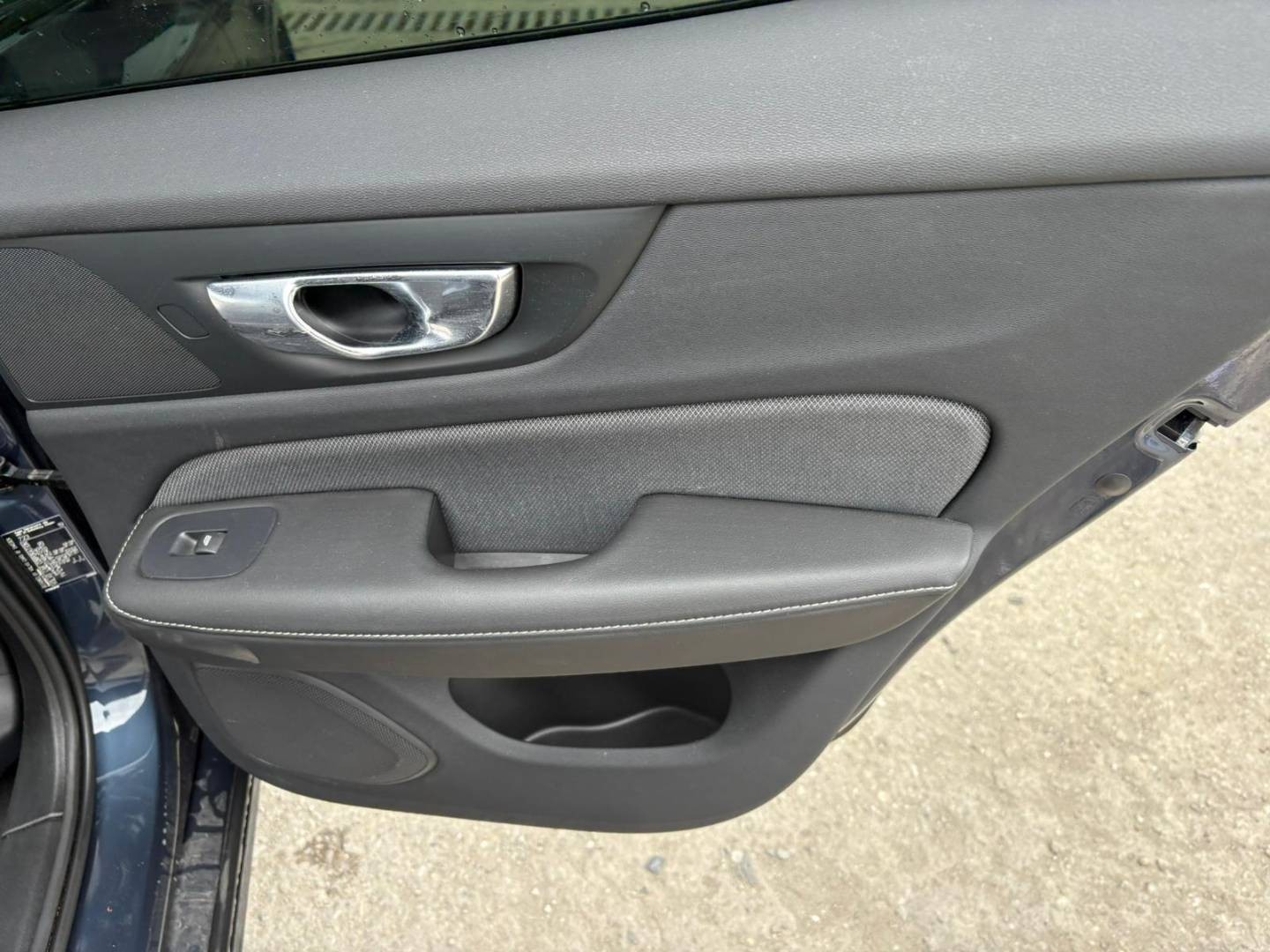 Volvo V60 B4 Plus Bright A/T