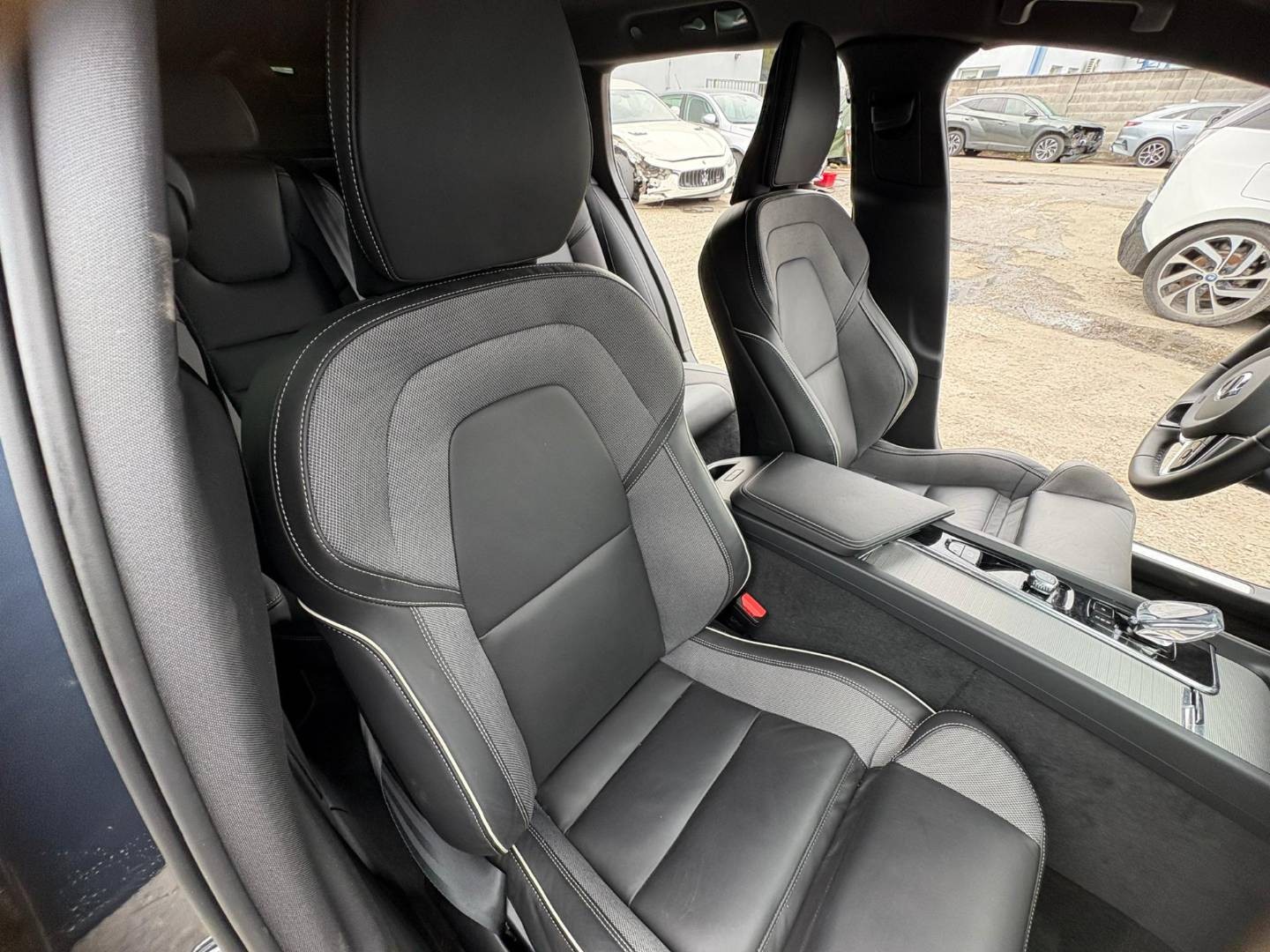 Volvo V60 B4 Plus Bright A/T