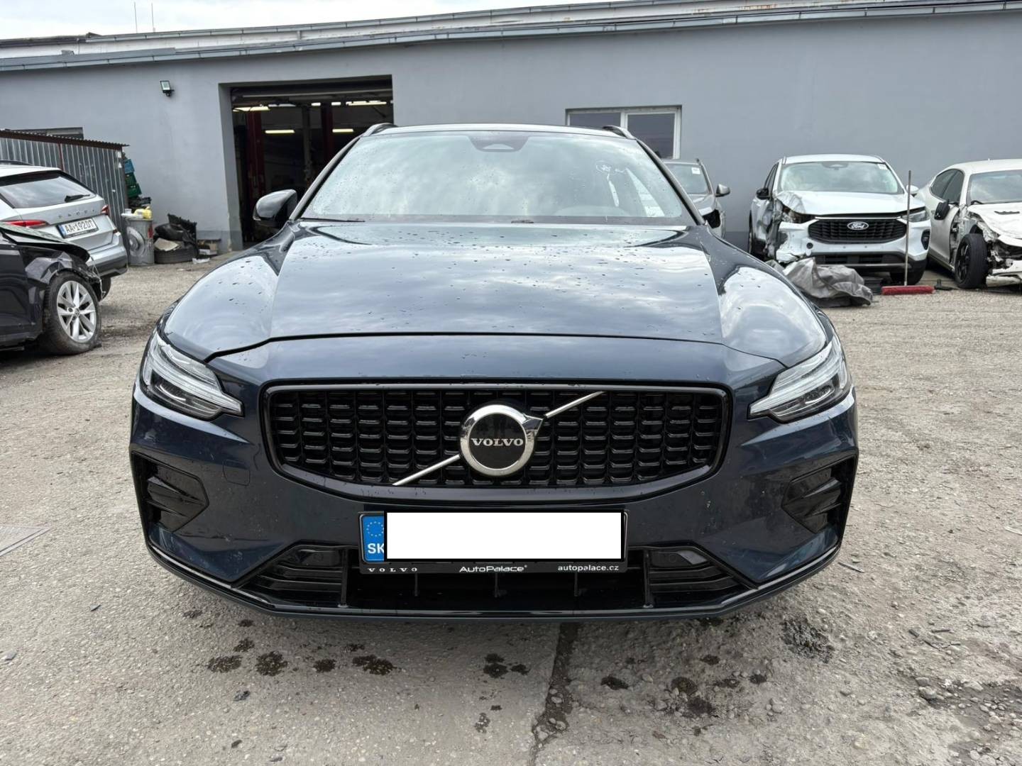 Volvo V60 B4 Plus Bright A/T