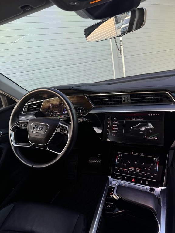 Audi e-tron 55 quattro Advanced