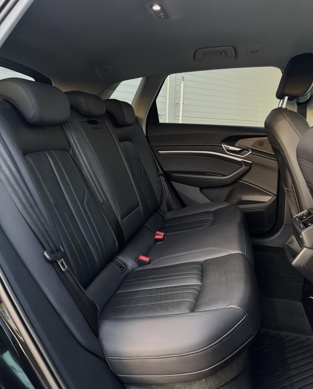 Audi e-tron 55 quattro Advanced