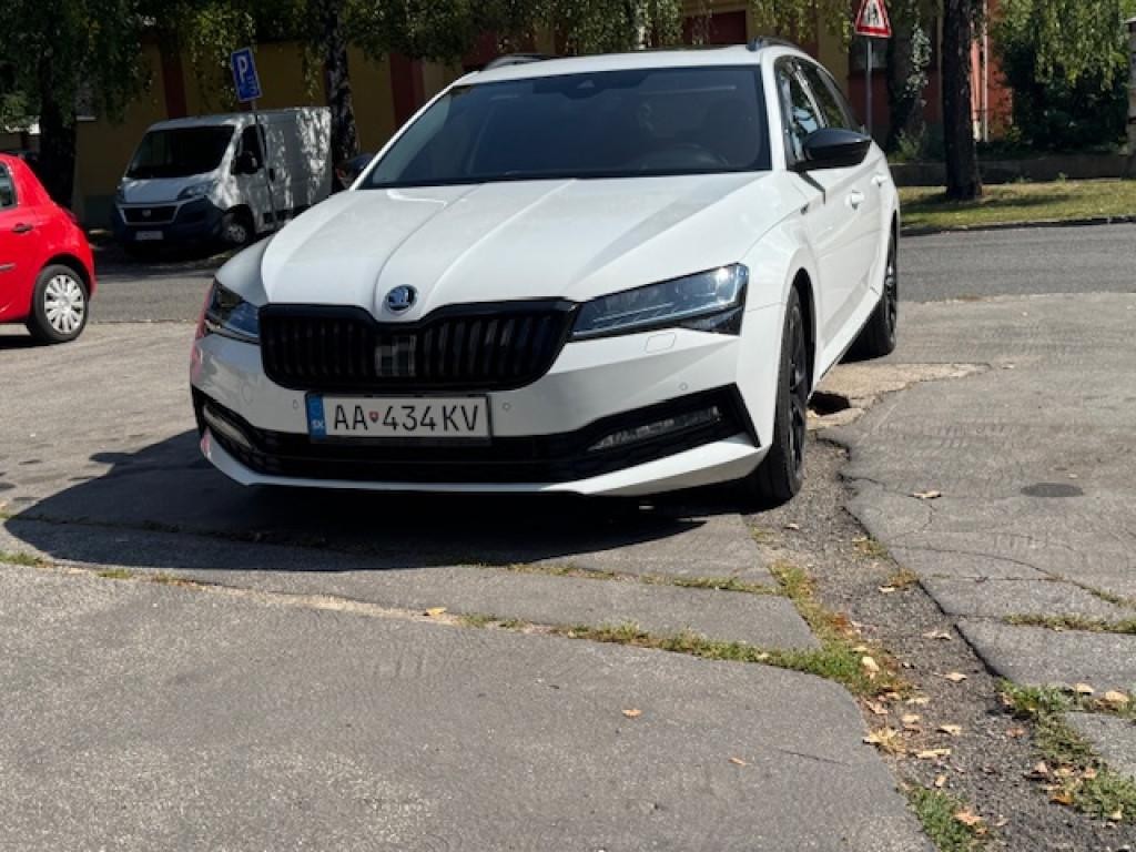 Škoda Superb Combi 2.0 TDI SCR Sportline 4x4 DSG Webasto