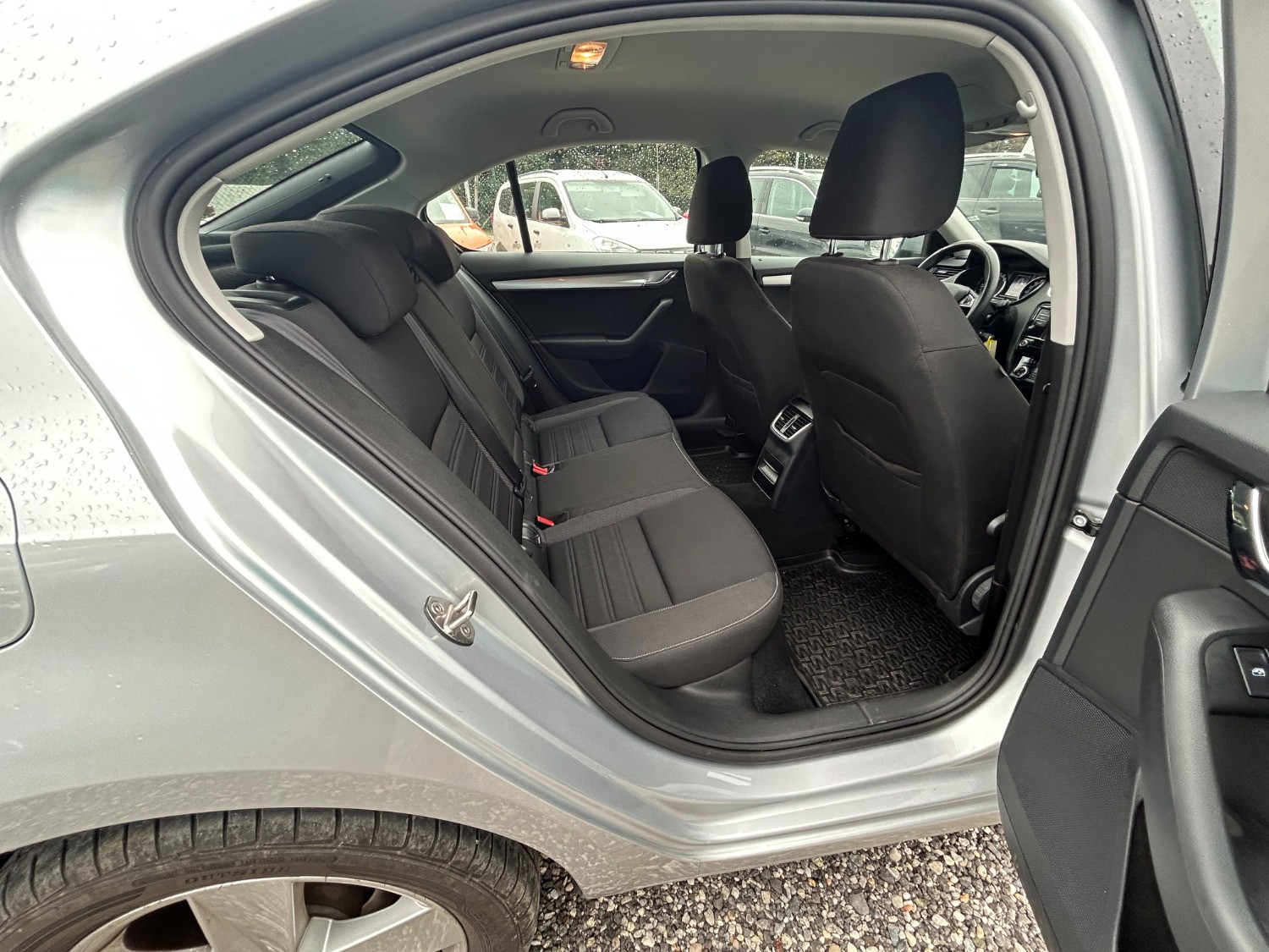 Škoda Octavia 1,6 TDI SR