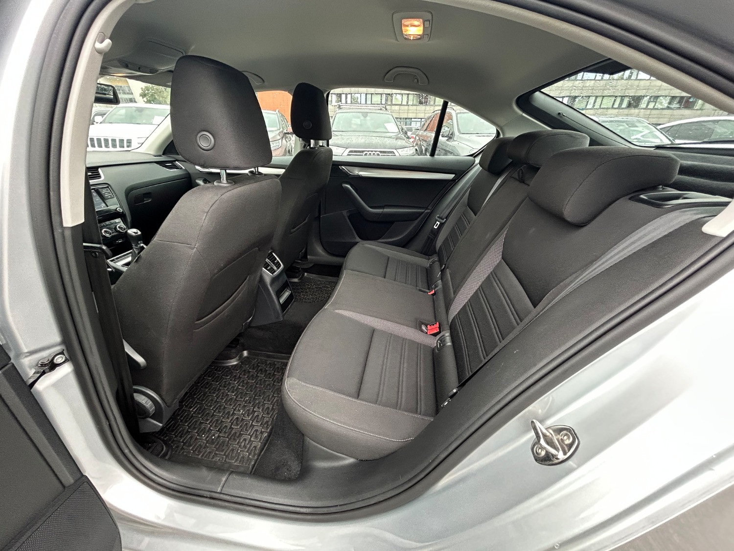 Škoda Octavia 1,6 TDI SR