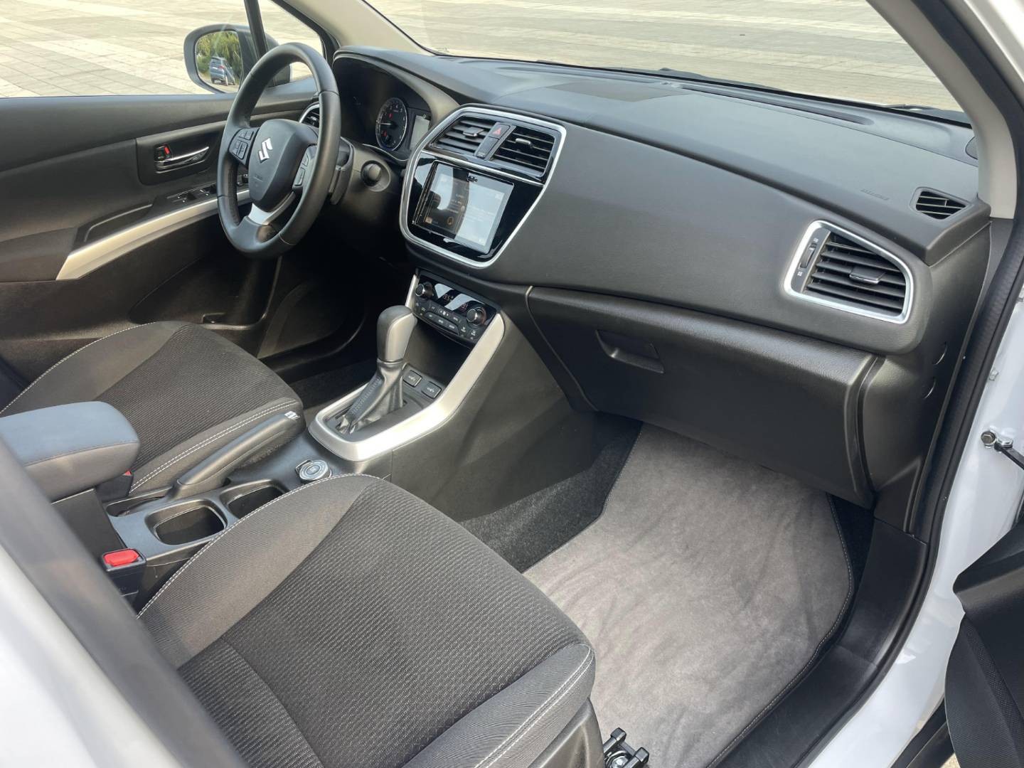 Suzuki SX4 S-Cross 1.4 BoosterJet Premium A/T 4WD