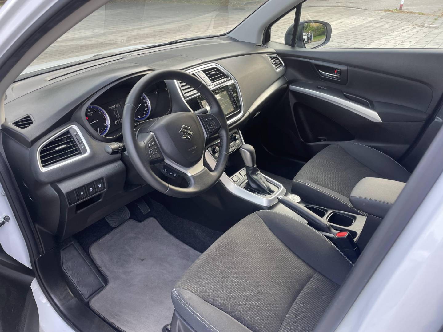 Suzuki SX4 S-Cross 1.4 BoosterJet Premium A/T 4WD