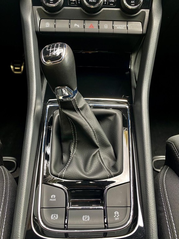 Škoda Karoq 2.0 TDI SCR Sportline